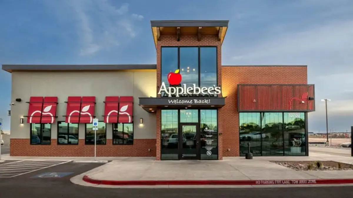 Applebee’s Sues Franchisee Over Logan’s Roadhouse Deal