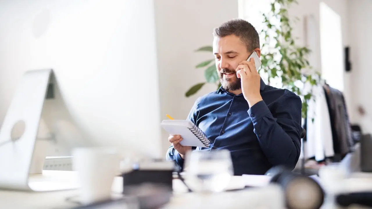 Essential Questions to Ask Existing Franchisees Before You Invest