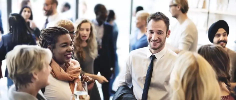 Franchise Trade Shows vs Online Discovery