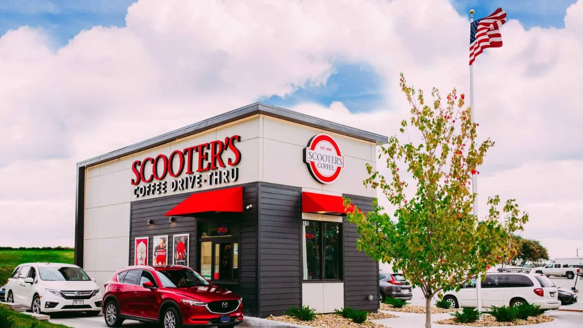 Hardee’s Franchisee Expands With Scooter’s Coffee