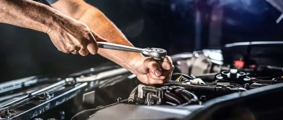 Top 10 Affordable Automotive Franchises to Own in Canada