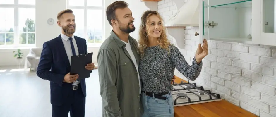 Top 7 Real Estate & Home Services Franchise Brands in Canada