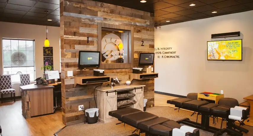 100% Chiropractic Franchise Cost, Fees & Opportunity 2026 image 4