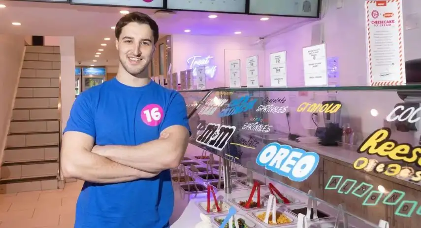 16 Handles USA Franchise For Sale