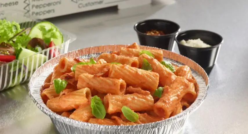 3 Tomatoes & A Mozzarella USA Franchise Opportunity image 4