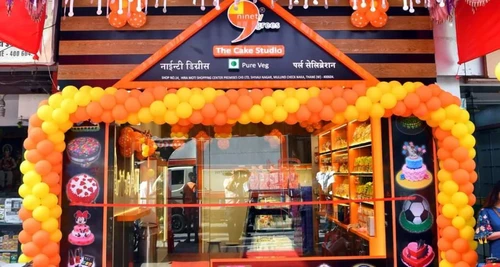 90 Degrees Franchise Cost, Fees, Opportunity