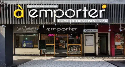A Emporter Franchise Cost, Fees & Opportunities