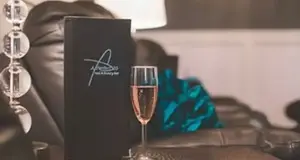 A Perfect 10 Nail & Beauty Bar  2026