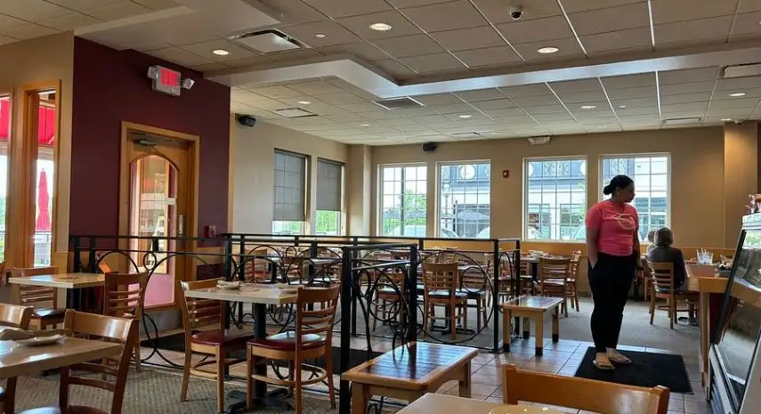 Aladdin’s Eatery USA Franchise For Sale image 3