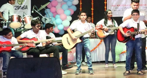All Izz Well Art Academy Franchise Cost, Fees, Opportunity