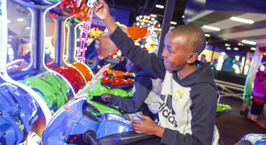 America's Incredible Pizza Company USA Franchise Opportunity