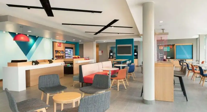 avid™ hotels USA Franchise Opportunity