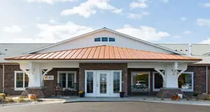 Bee Hive Homes Franchise Cost, Fees & Opportunity