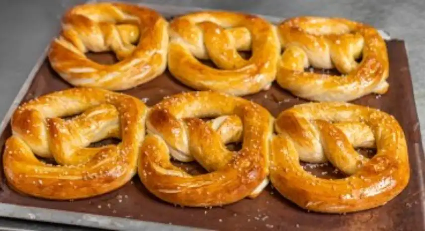 Ben’s Soft Pretzels Franchise For Sale – Cost & Investment