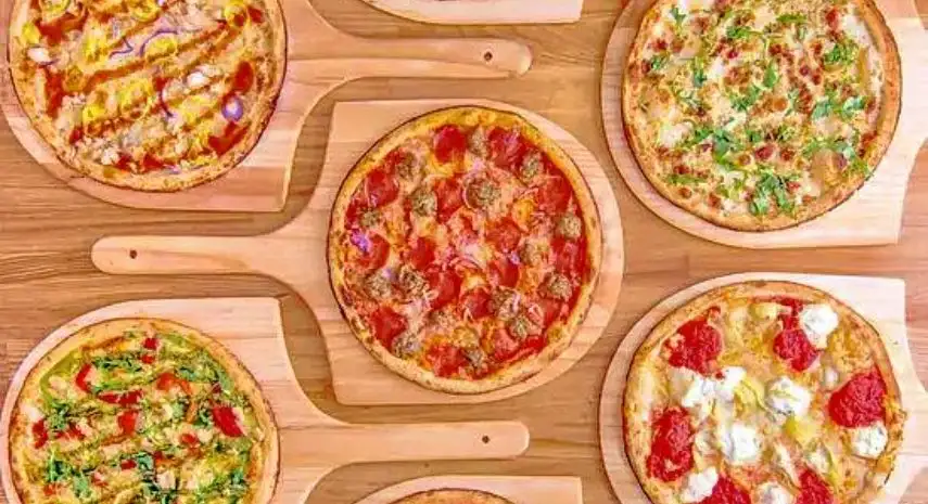 Big Louie's Pizzeria USA Franchise Opportunity image 3