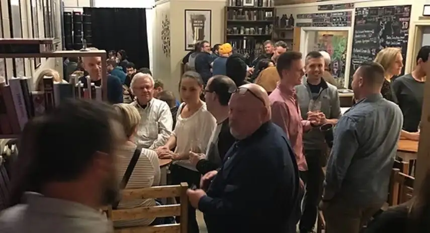 Books & Brews USA Franchise Opportunity image 2