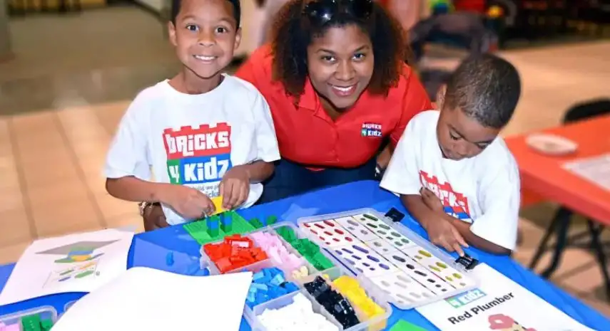 Bricks 4 Kidz USA