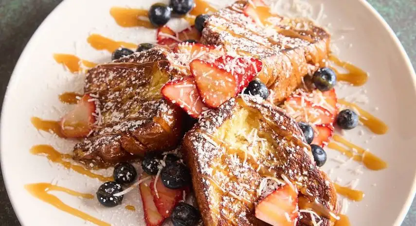 Broken Yolk Cafe USA Franchise Opportunity image 4