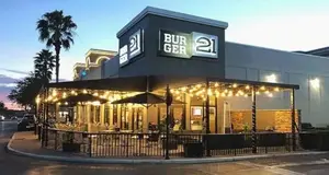 Burger 21  – Cost & Investment