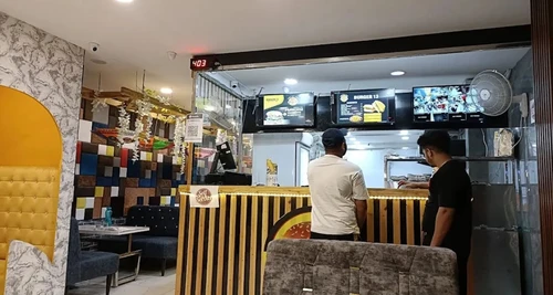 Burger Hut Franchise Cost, Fees, Opportunity
