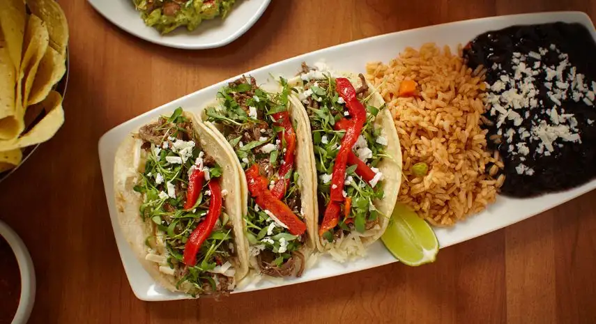 Cantina Laredo USA Franchise Opportunity image 3