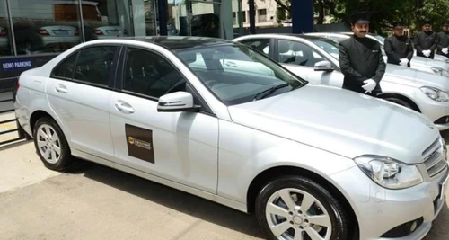 Carzonrent Franchise Cost, Fees, Opportunity