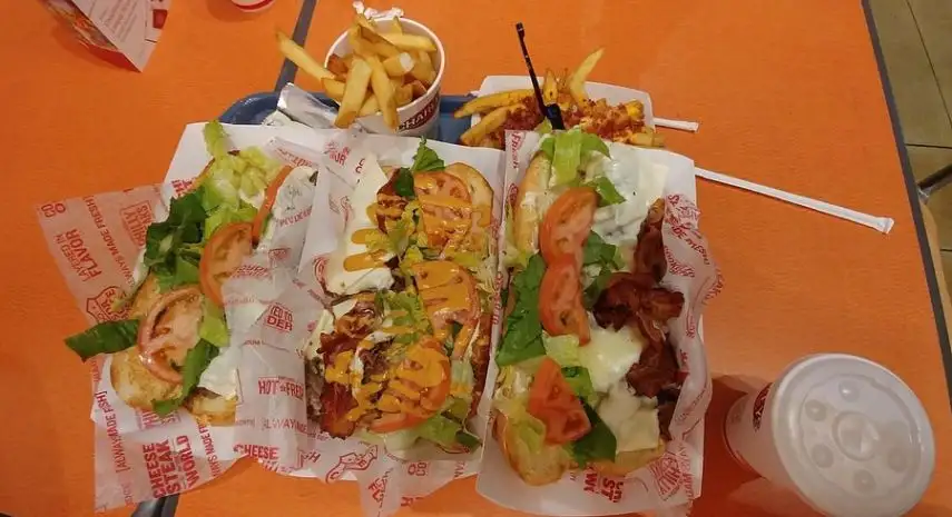 Charleys Cheesesteaks & Wings USA Franchise Opportunity image 4