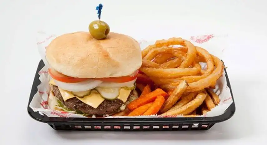 Cheeburger Cheeburger USA Franchise Opportunity image 3