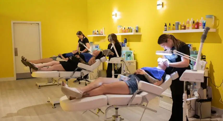 Clean Your Dirty Face Franchise Opportunity in the USA image 3