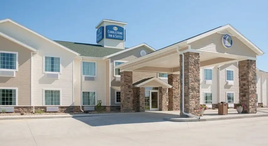 Cobblestone Inn & Suites Franchise For Sale