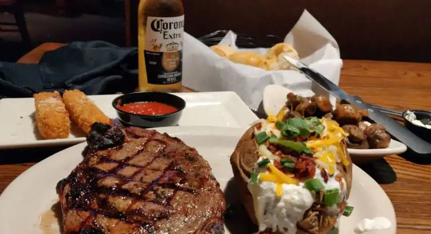 Colton’s Steak House & Grill USA Franchise Opportunity