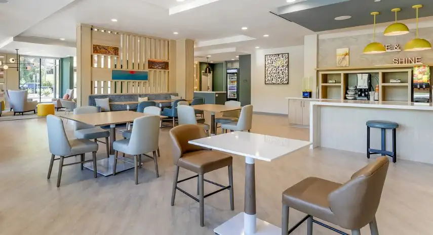 Comfort Suites USA Franchise For Sale