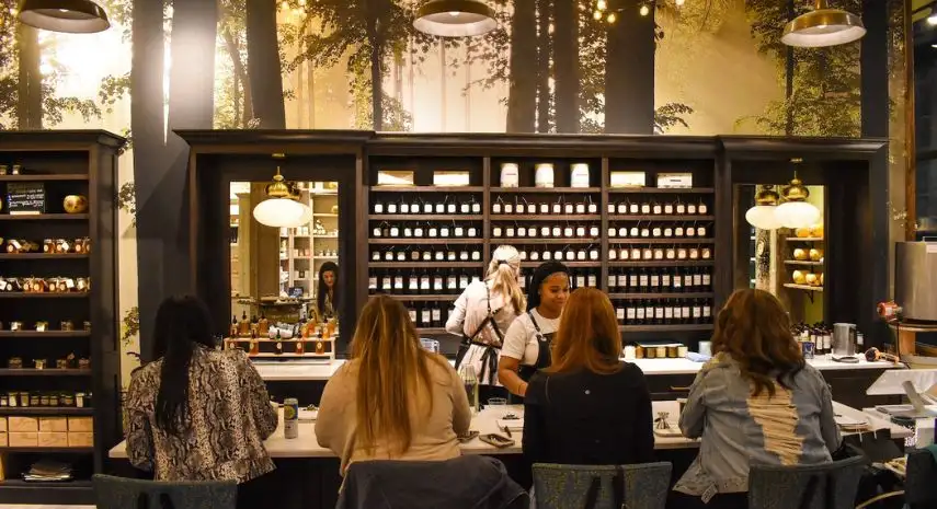 Cork & Candles Scent Bar USA