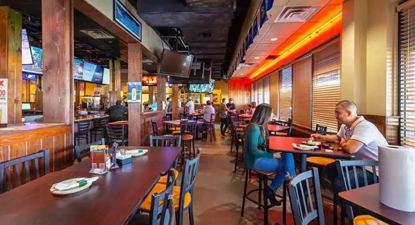 D'bos Wings N More USA Franchise For Sale