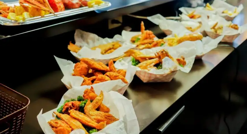 D'bos Wings N More USA Franchise For Sale image 4