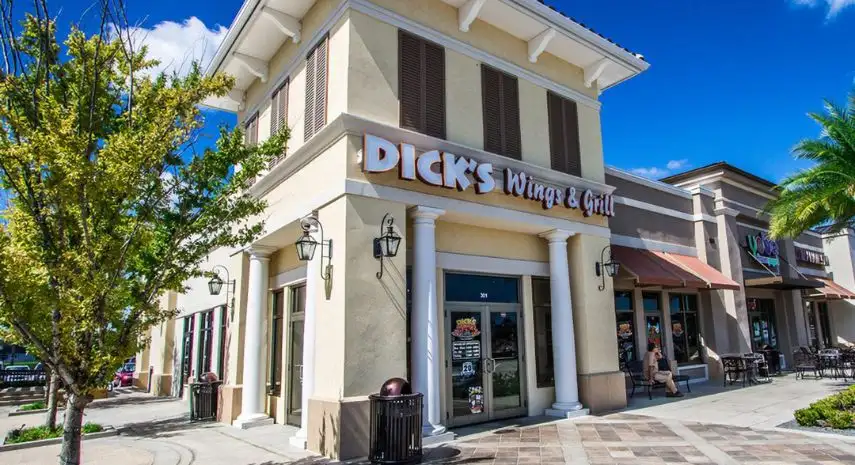 Dick’s Wings & Grill Franchise Opportunity in the USA