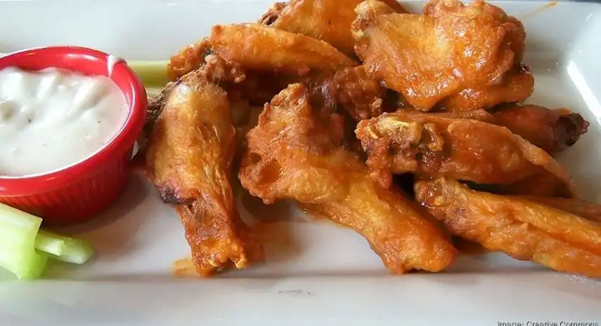 Dick’s Wings & Grill Franchise Opportunity in the USA