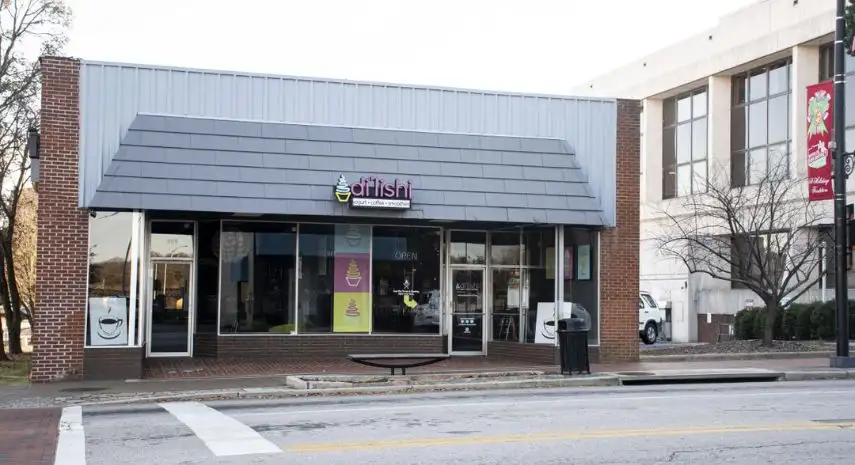 Di'lishi Yogurt Coffee Smoothies Franchise Opportunity in the USA