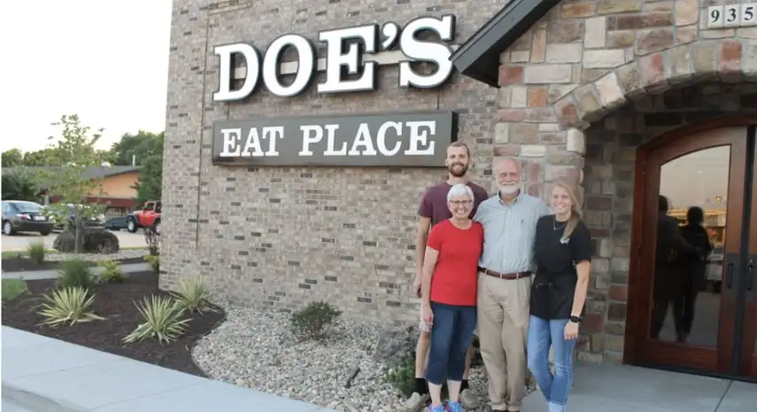 Doe's Eat Place USA Franchise For Sale