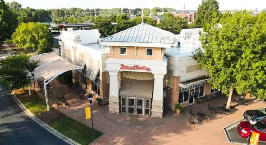 Famous Toastery Franchise Opportunity image 4