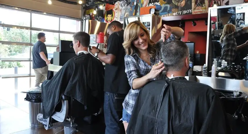 Floyd's 99 Barbershop Franchise Opportunity image 2