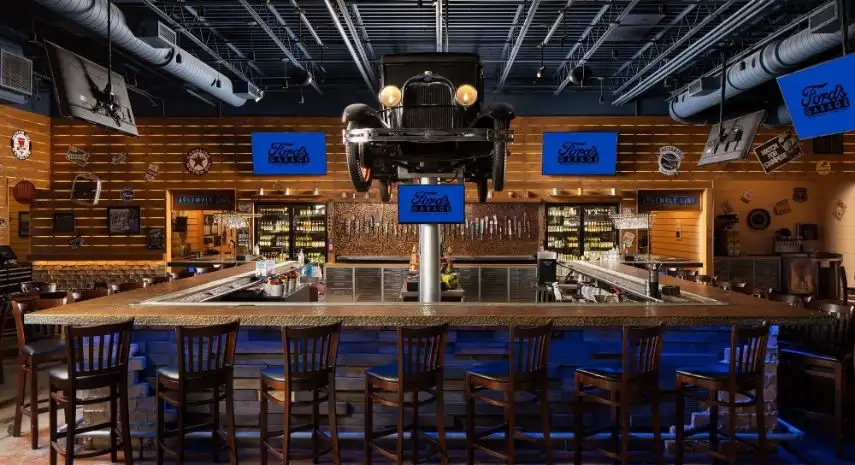 Ford’s Garage Franchise Opportunity image 3