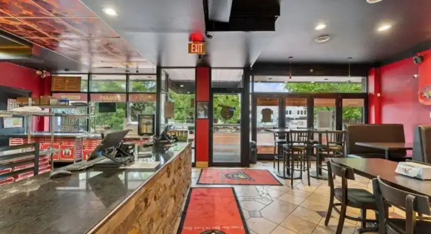 Fox’s Pizza Den Franchise Opportunity