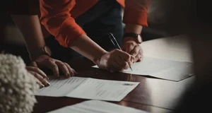 Ledgers Franchise Cost, Fees & Opportunities