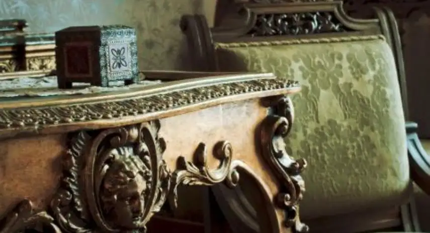 Furniture Medic  | repair & restoration