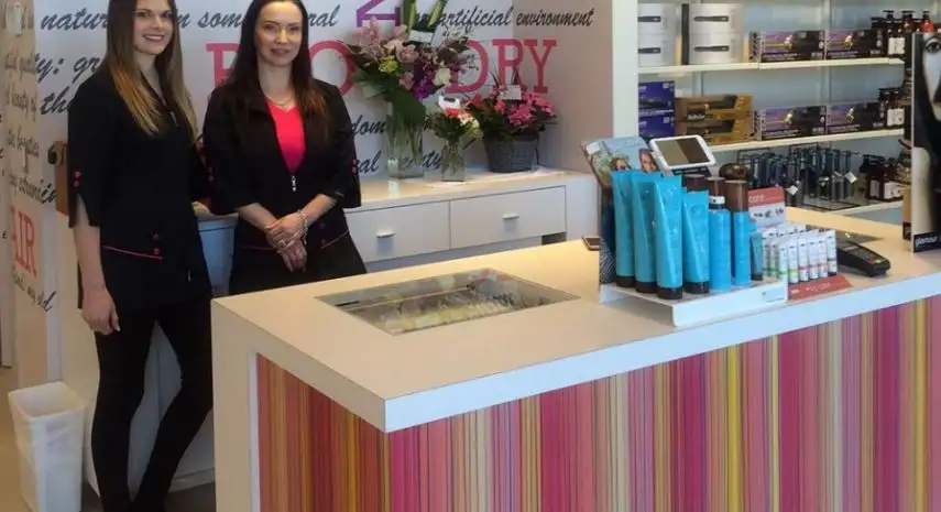 Glamour Secrets  | beauty retail