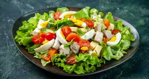 Greenz Salads  | fast casual