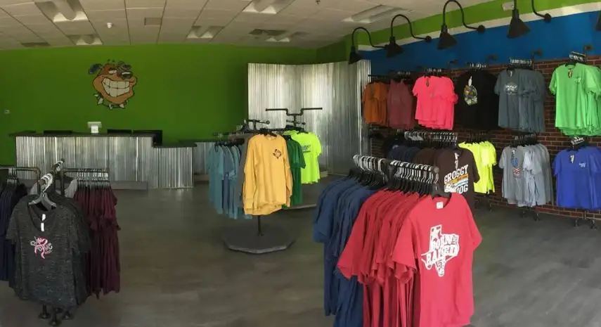 Groggy Dog  | embroidery & apparel