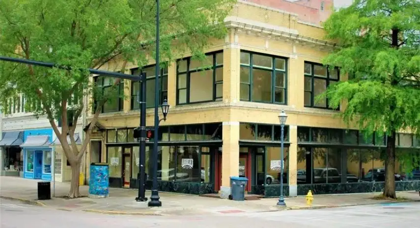 Groucho’s Deli Franchise Opportunity | sandwich shop image 4