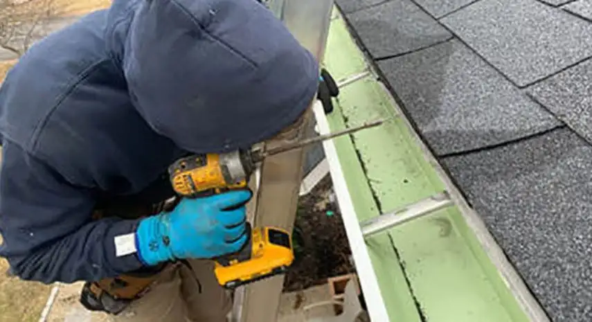 Gutter Monkeys  | gutter cleaning